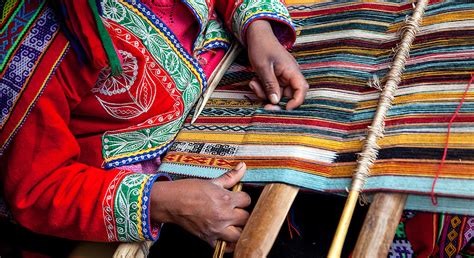  A New Look at Fashion: Exploring the Cultural Tapestry of Andean Threads